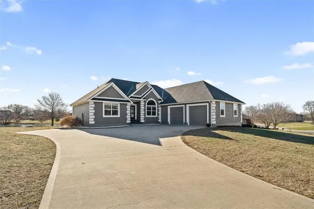 $589,000 | 604 Canyon Drive, Pleasant Hill, MO 64080