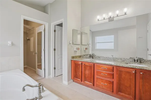 $599,000 | 15126 Shearcrest Drive, Lithia, FL 33547