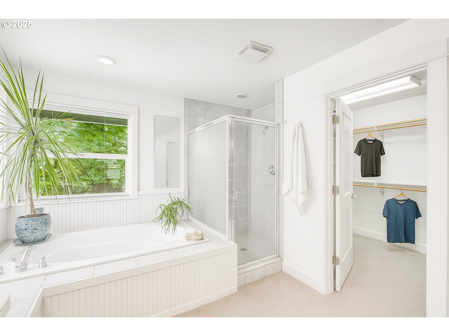 11540 Southwest 58th Court Portland, OR 97219 - Photo 26 of 33 a bathroom with a tub shower and a sink