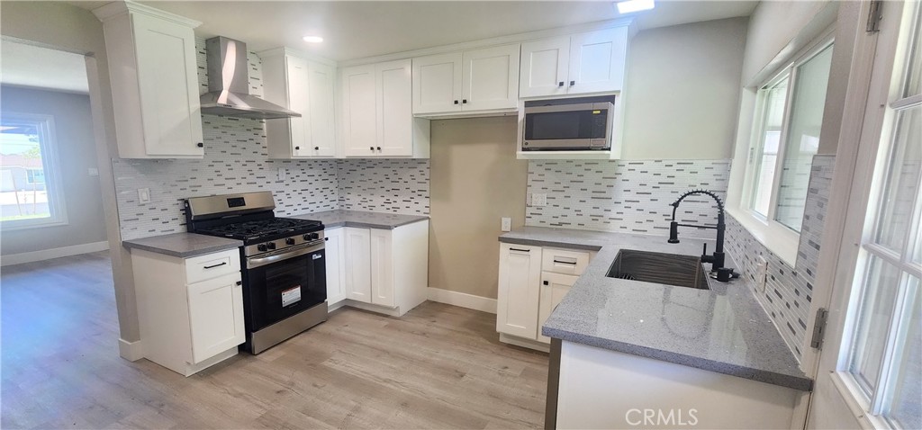360 East Rancho Road Corona, CA 92879 - Photo 5 of 22