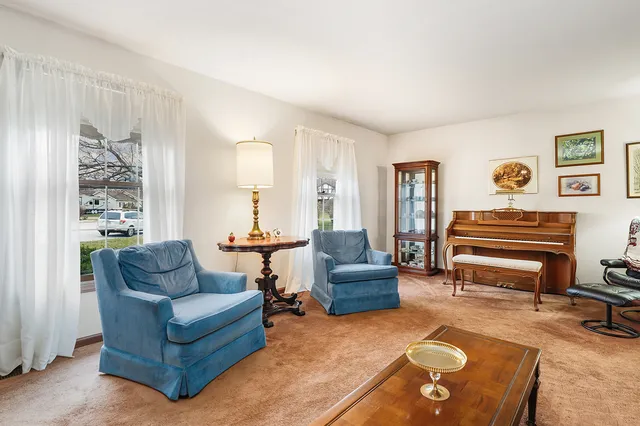 $274,900 | 3463 Donovan Drive, Crete, IL 60417