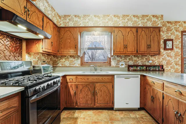 $274,900 | 3463 Donovan Drive, Crete, IL 60417