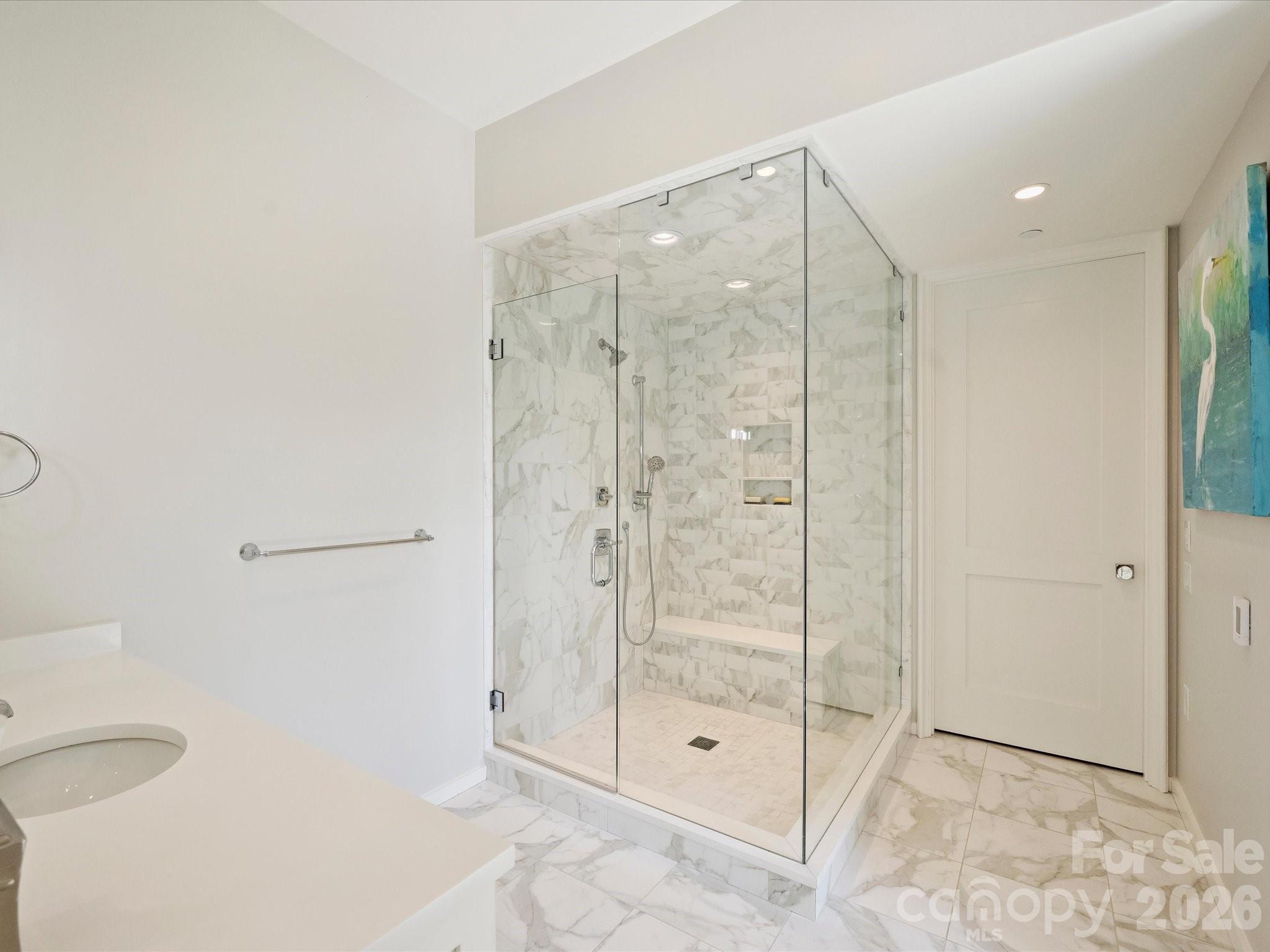 1333 Queens Road, Unit E4 Charlotte, NC 28207 - Photo 37 of 48 Gallery Image 37
