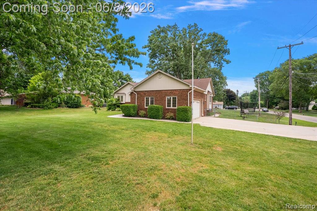 60718 Campground Road Washington, MI 48094 - Photo 2 of 37