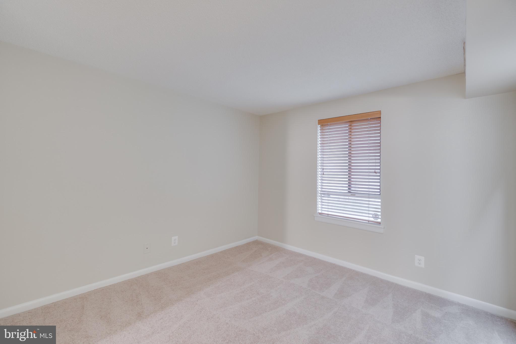 11621 Stoneview Square, Unit 1B Reston, VA 20191 - Photo 26 of 31 Gallery Image 26