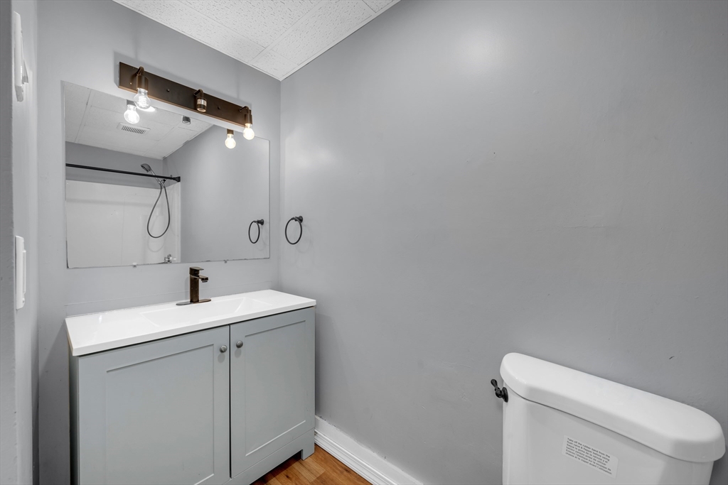 94 Main Street North Andover, MA 01845 - Photo 24 of 30