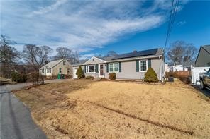 33 Merle Street Warwick, RI 02889 - Photo 2 of 21 Gallery Image 2