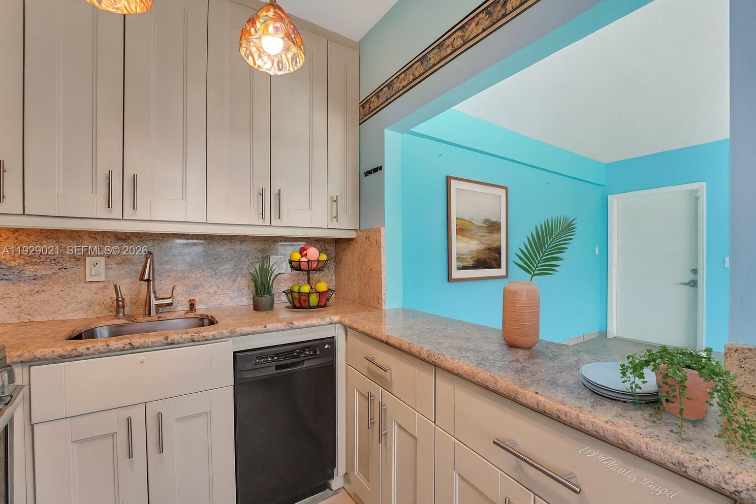 1801 South Surf Road, Unit 2A Hollywood, FL 33019 - Photo 6 of 32