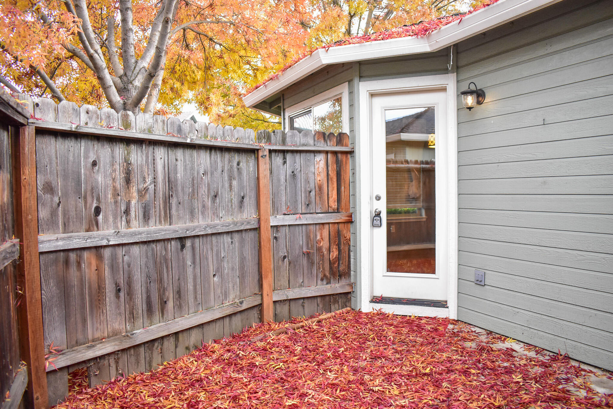 3015 Merriman Road, Unit 8 Medford, OR 97501 - Photo 6 of 24 Private Patio