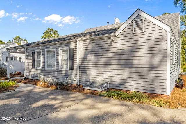 $260,000 | 6000 May Boulevard, Farmville, NC 27828