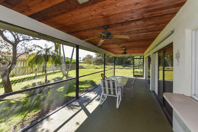 1050 Southwest 1st Street Boca Raton, FL 33486 - Photo 25 of 50 1050 SW 1st Street Boca Raton-small-015-