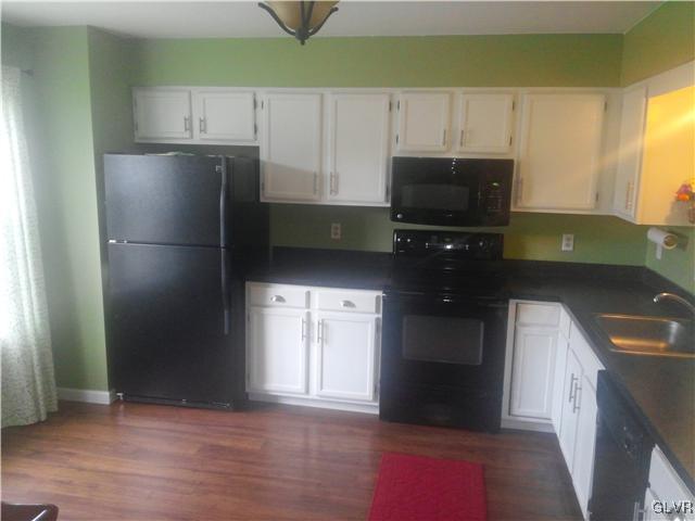310 Ridgeview Drive Alburtis, PA 18011 - Photo 4 of 28 Gallery Image 4