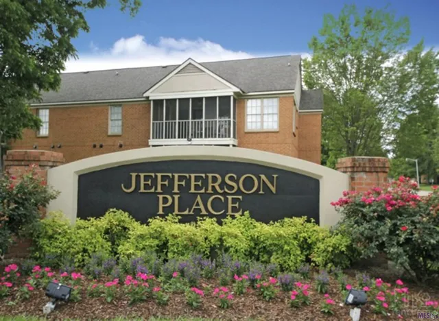 $196,000 | 7372 North Jefferson Pl Circle, Unit 43D, Baton Rouge, LA 70809