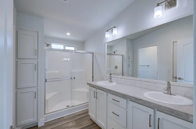 $204,900 | 1650 Villa Avenue, Unit 48, Clovis, CA 93612