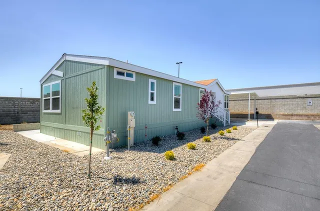 $204,900 | 1650 Villa Avenue, Unit 48, Clovis, CA 93612