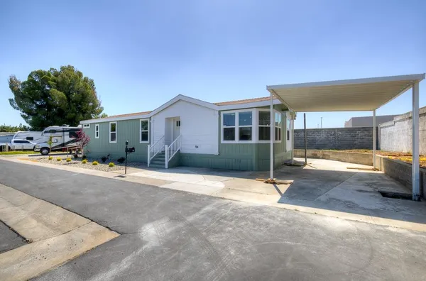 $204,900 | 1650 Villa Avenue, Unit 48, Clovis, CA 93612