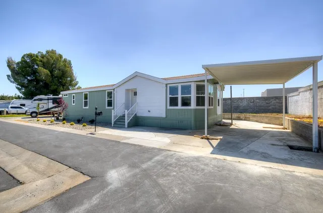 $204,900 | 1650 Villa Avenue, Unit 48, Clovis, CA 93612