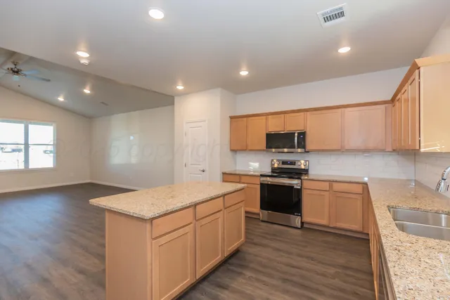 $2,150 | 7511 Beck Drive, Amarillo, TX 79119