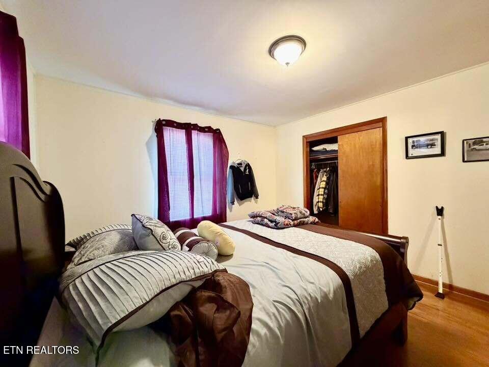1890 James Ferry Road Kingston, TN 37763 - Photo 15 of 28 Bedroom 2