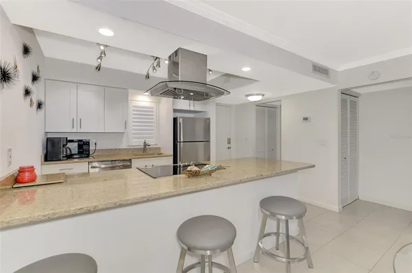 $315,500 | 1618 Stickney Point Road, Unit 101, Sarasota, FL 34231
