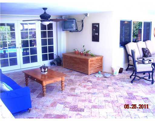 1016 Tamarind Way Boca Raton, FL 33486 - Photo 14 of 15 Additional Photo