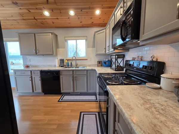 $375,000 | N3337 Whitetail Court, Montello, WI 53949