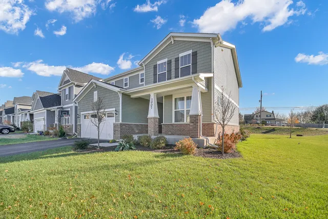 $694,900 | 1007 Kessler Drive, Mundelein, IL 60060