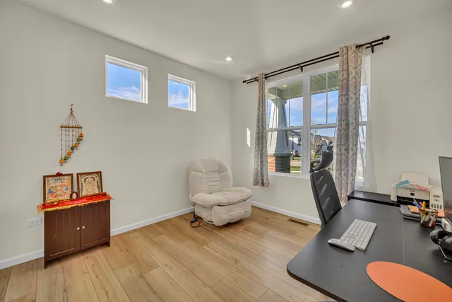 $694,900 | 1007 Kessler Drive, Mundelein, IL 60060