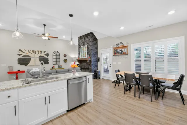 $625,000 | 2731 West County Farm Road, Springfield, TN 37172