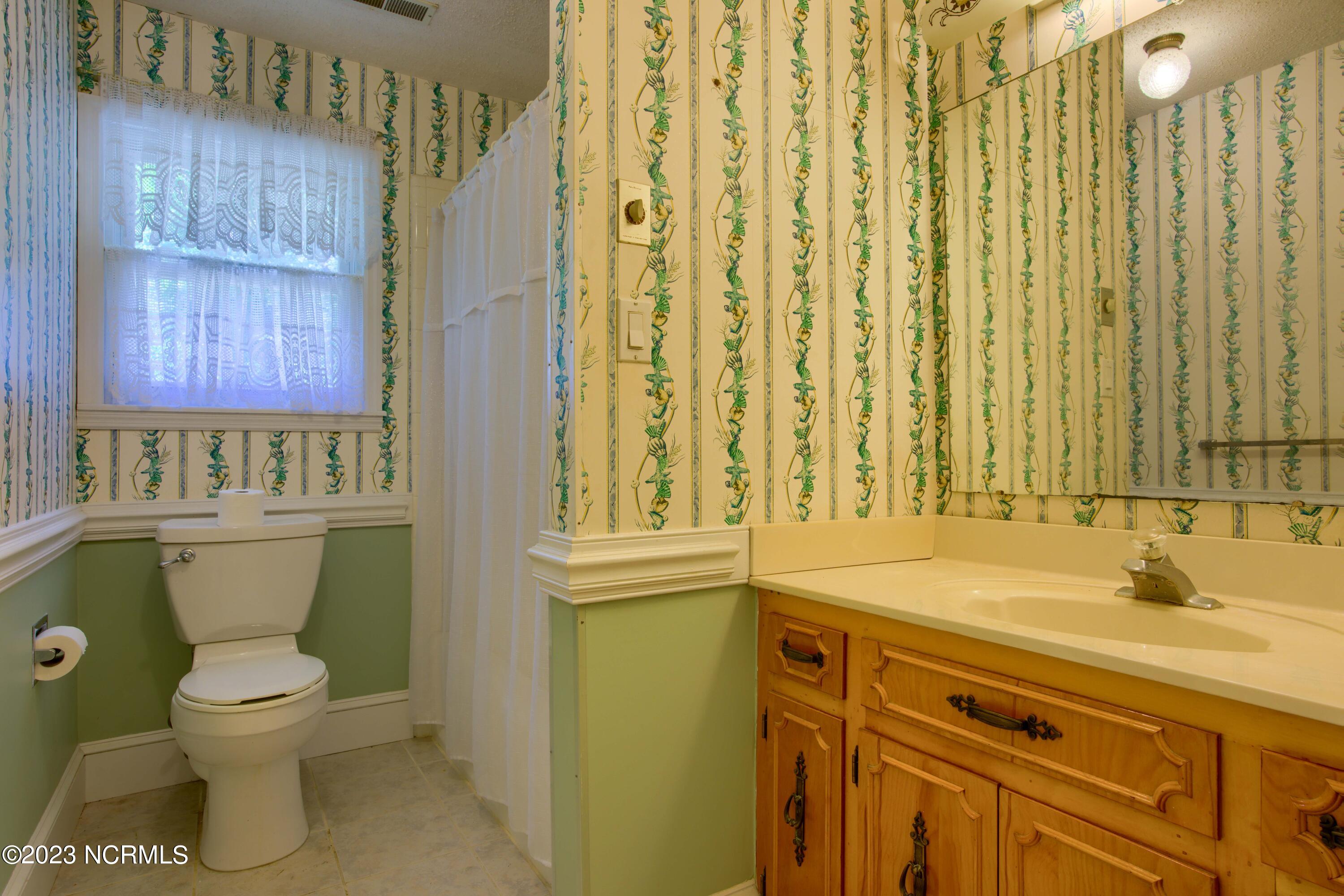564 Old Folkstone Road Holly Ridge, NC 28445 - Photo 17 of 30 564 Old Folkstone - Interiors - Edited_1