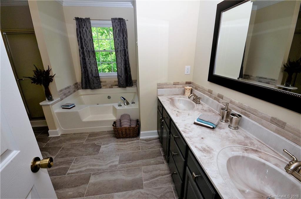 5065 Cobblestone Road Winston-Salem, NC 27106 - Photo 13 of 23 Gallery Image 13