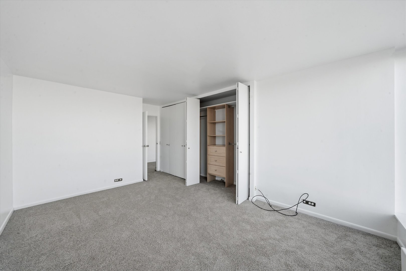 5445 North Sheridan Road, Unit 1603 Chicago, IL 60640 - Photo 19 of 21