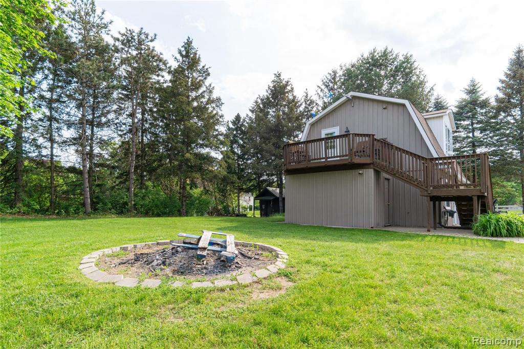 4250 Brighton Road Howell, MI 48843 - Photo 43 of 44