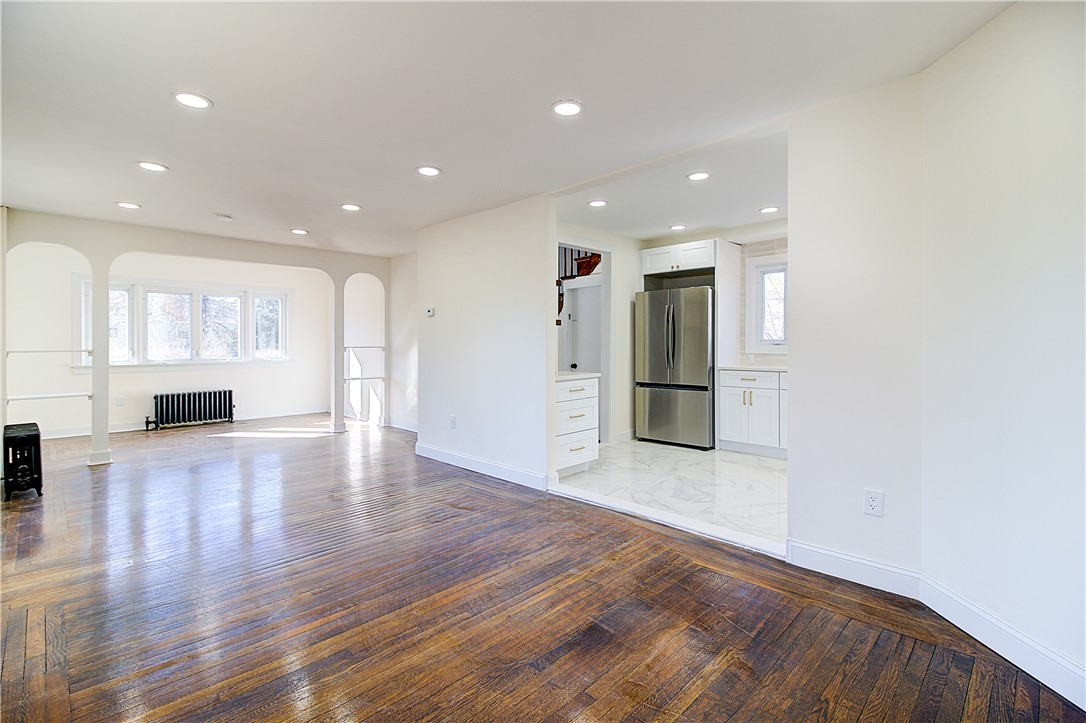 236 Pequot Avenue Warwick, RI 02889 - Photo 15 of 38