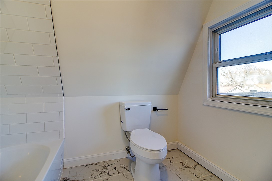 236 Pequot Avenue Warwick, RI 02889 - Photo 30 of 38