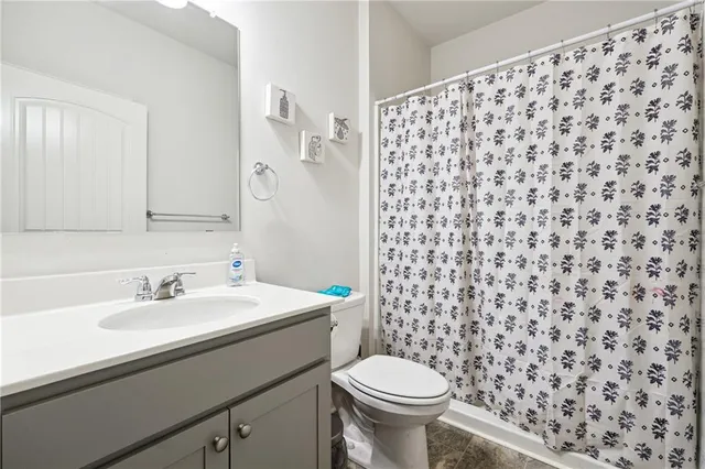 $394,900 | 6004 Screech Owl Drive, Flowery Branch, GA 30542