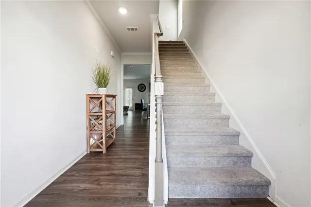 $394,900 | 6004 Screech Owl Drive, Flowery Branch, GA 30542