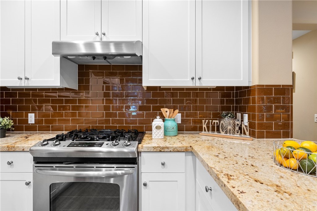 42 City Stroll Irvine, CA 92620 - Photo 16 of 36