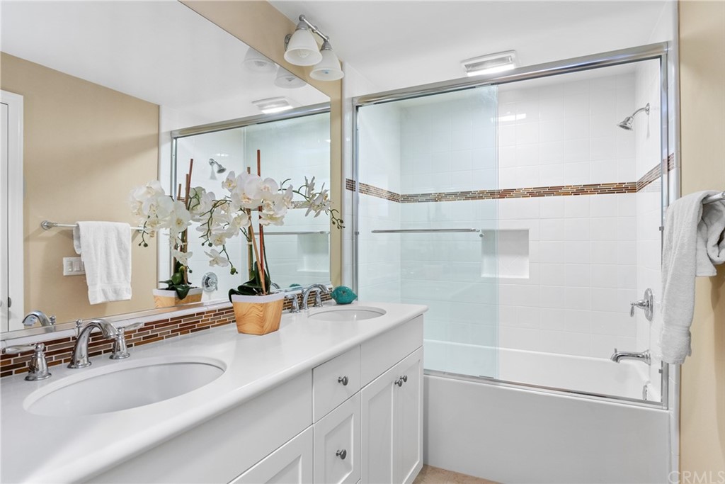 42 City Stroll Irvine, CA 92620 - Photo 20 of 36