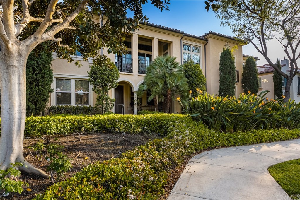 42 City Stroll Irvine, CA 92620 - Photo 4 of 36