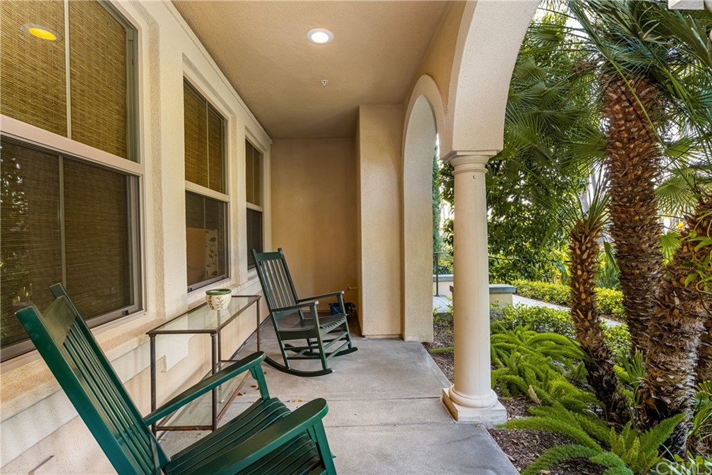 42 City Stroll Irvine, CA 92620 - Photo 6 of 36