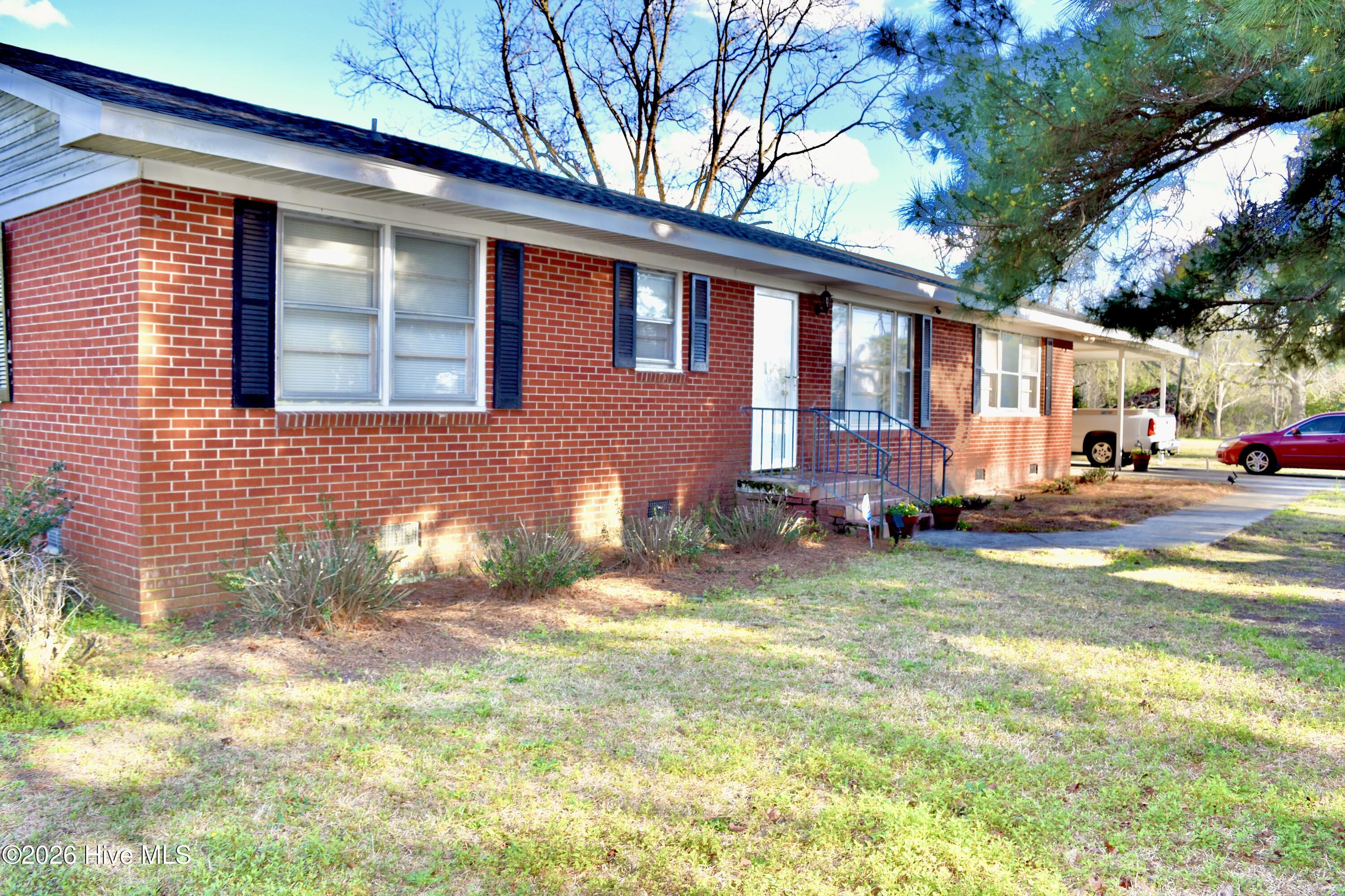 5271 Tobacco Road Orrum, NC 28369 - Photo 2 of 44 IMG_9030
