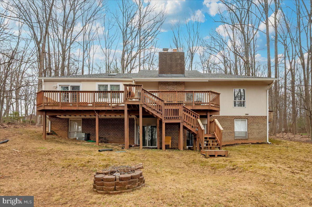 10101 Lloyd Road Potomac, MD 20854 - Photo 49 of 65 Back Elevation