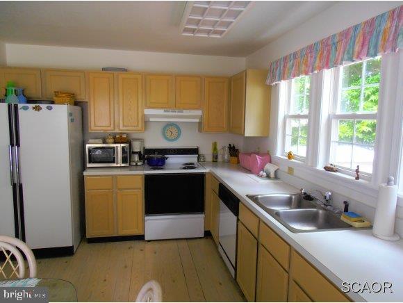 641 Sandy Point Road, Unit 34 Bethany Beach, DE 19930 - Photo 5 of 24 Gallery Image 5