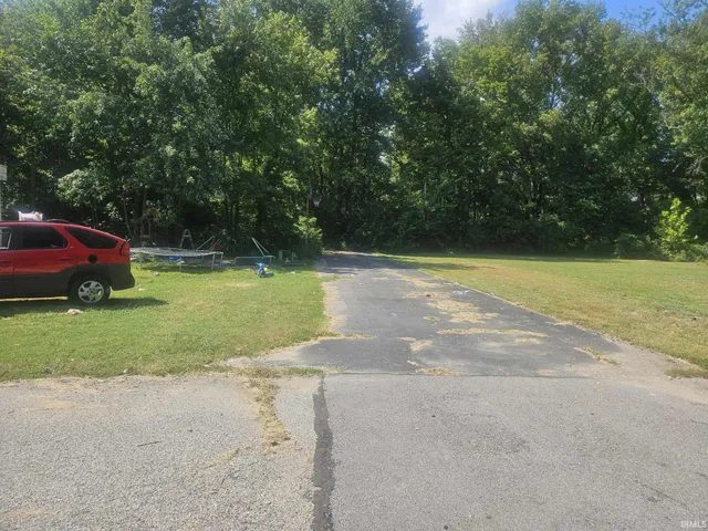 $69,900 | Cable Avenue, Washington, IN 47501