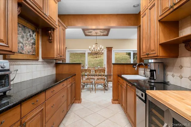 $2,295,000 | 179 Sprain Road, Scarsdale, NY 10583