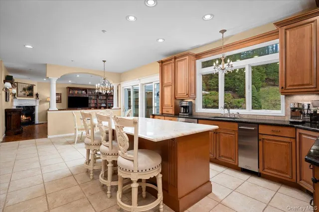 $2,295,000 | 179 Sprain Road, Scarsdale, NY 10583