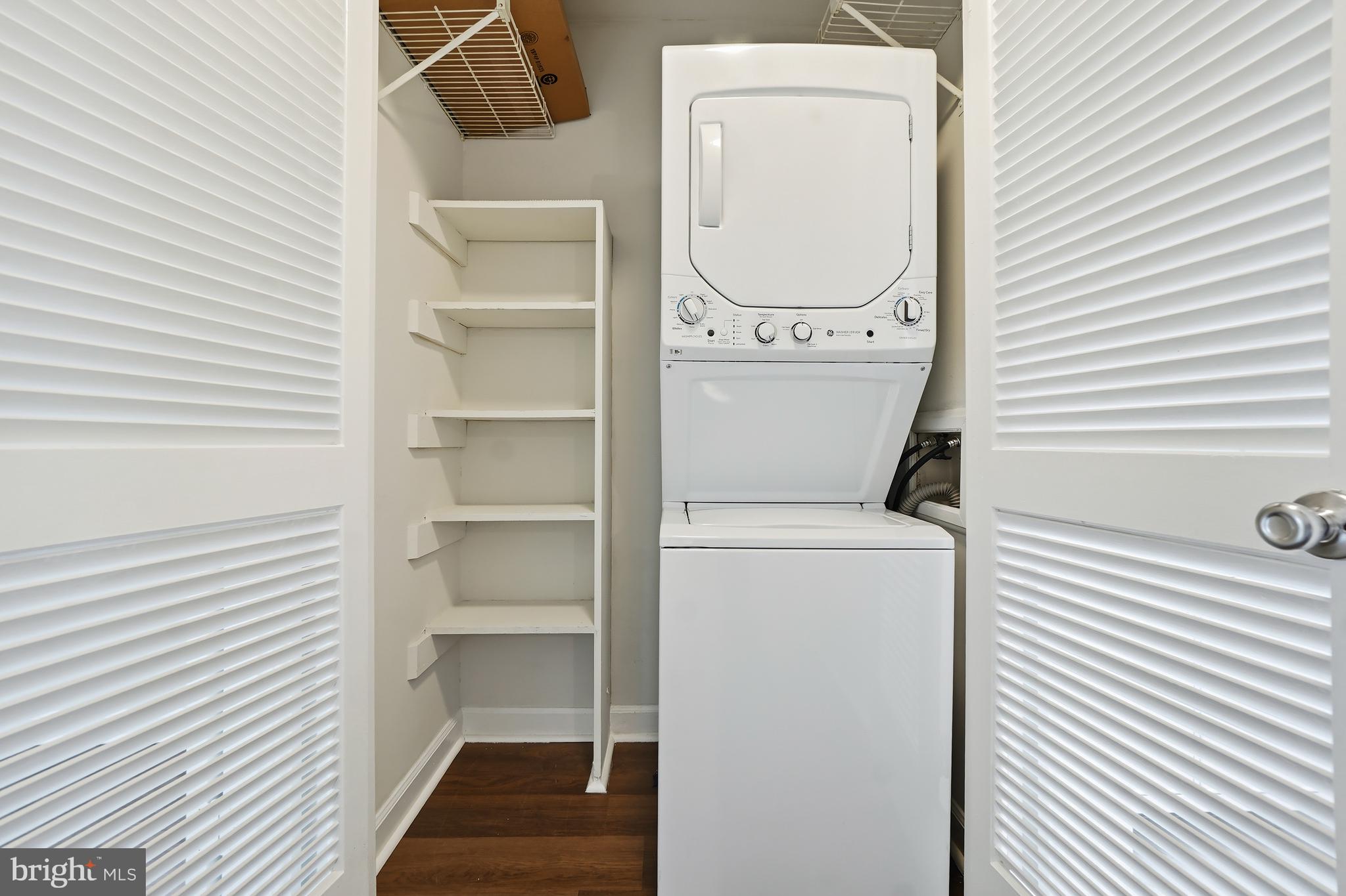 4905 29th Road South, Unit B1 Arlington, VA 22206 - Photo 23 of 52 a utility room with dryer and washer