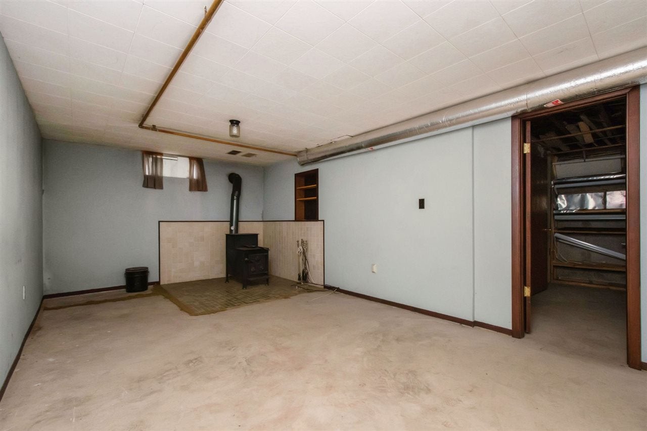 9209 Feather Ridge Road Cedar Rapids, IA 52411 - Photo 10 of 27 Gallery Image 10
