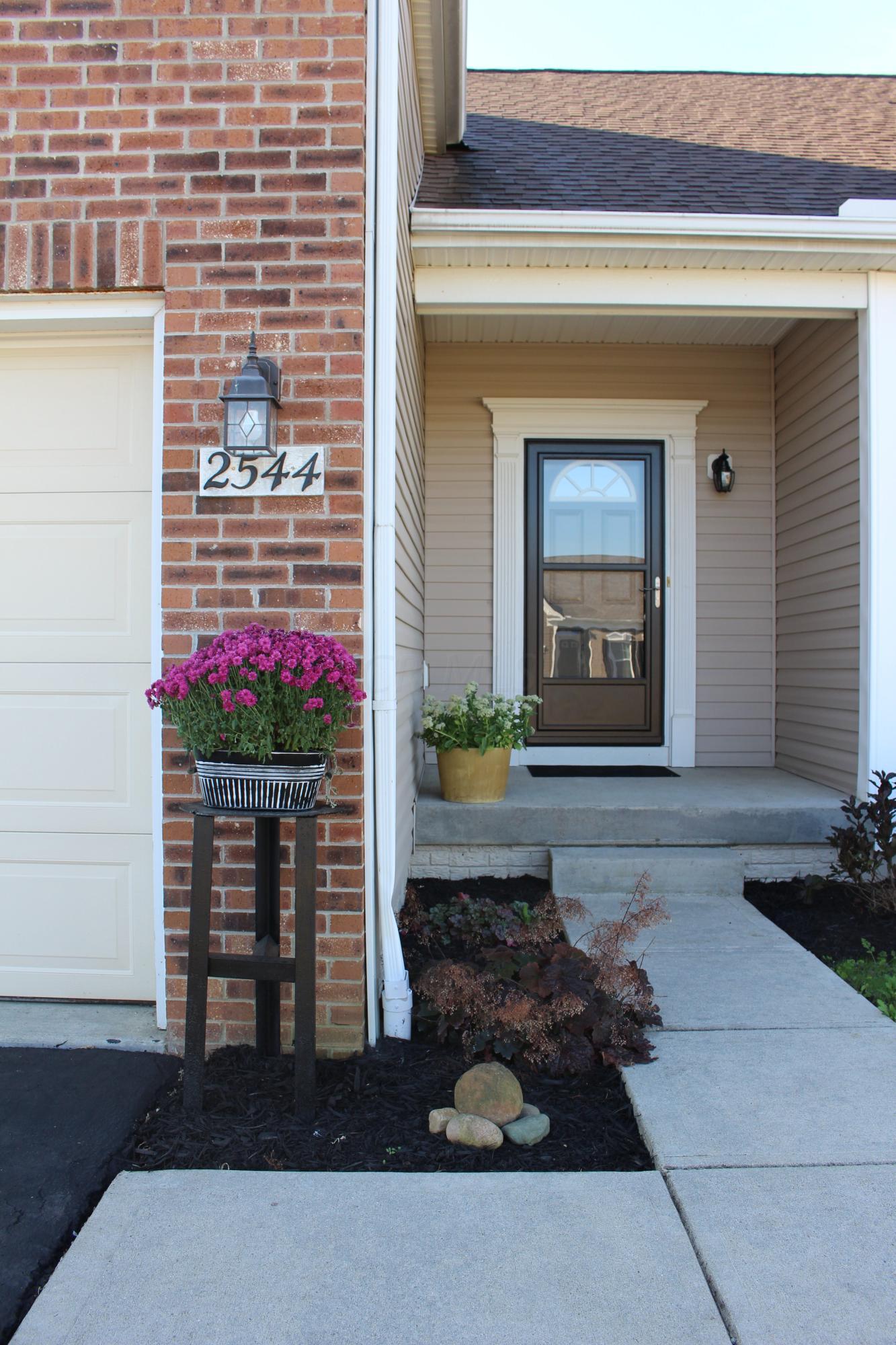 2544 Ridgeway Avenue Lancaster, OH 43130 - Photo 2 of 17 Gallery Image 2